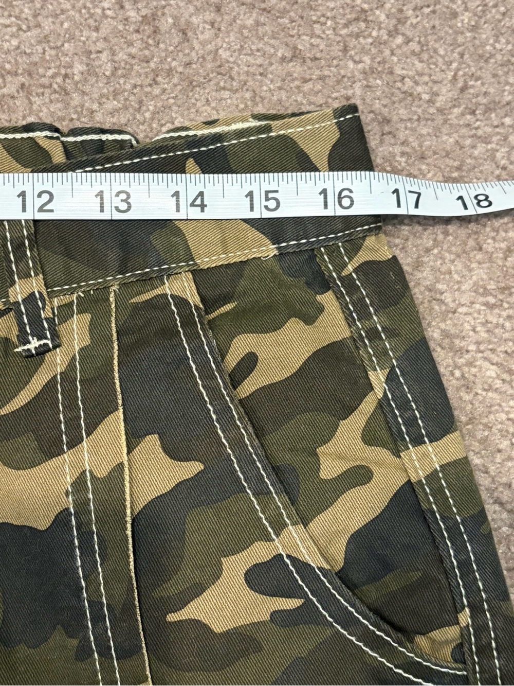 Pol Hunting Wives SzMed Patchwork Camo Wide-Leg Pants Olive/Beige - Picture 11 of 16